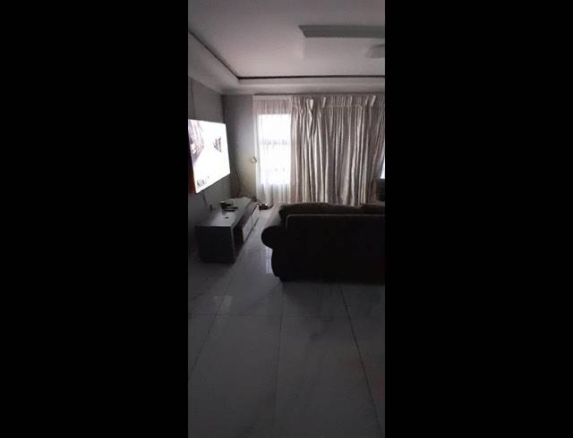 3 BEDROOM HOUSE FOR SALE IN SAVANNA CITY